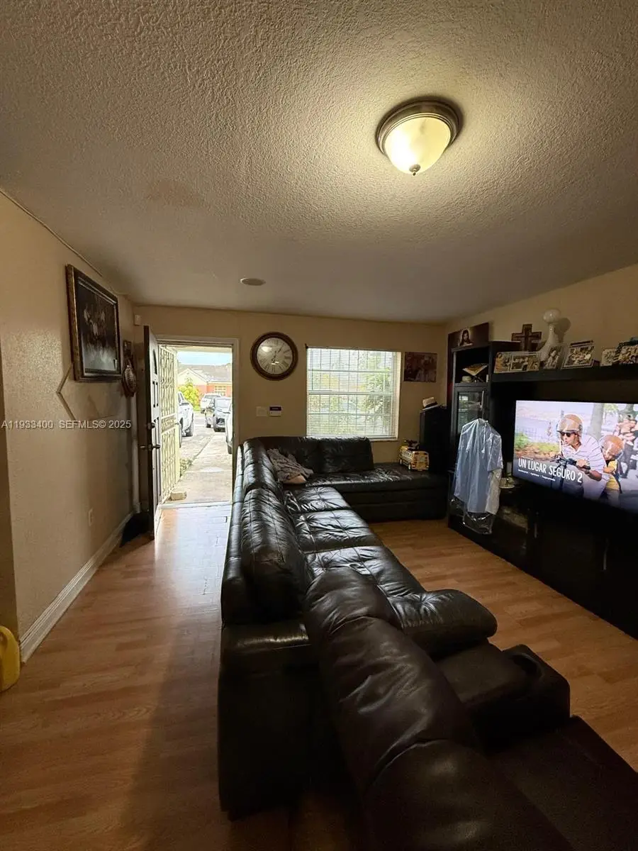 18422 NW 44th Ct, Miami Gardens, FL 33055 - Image #1