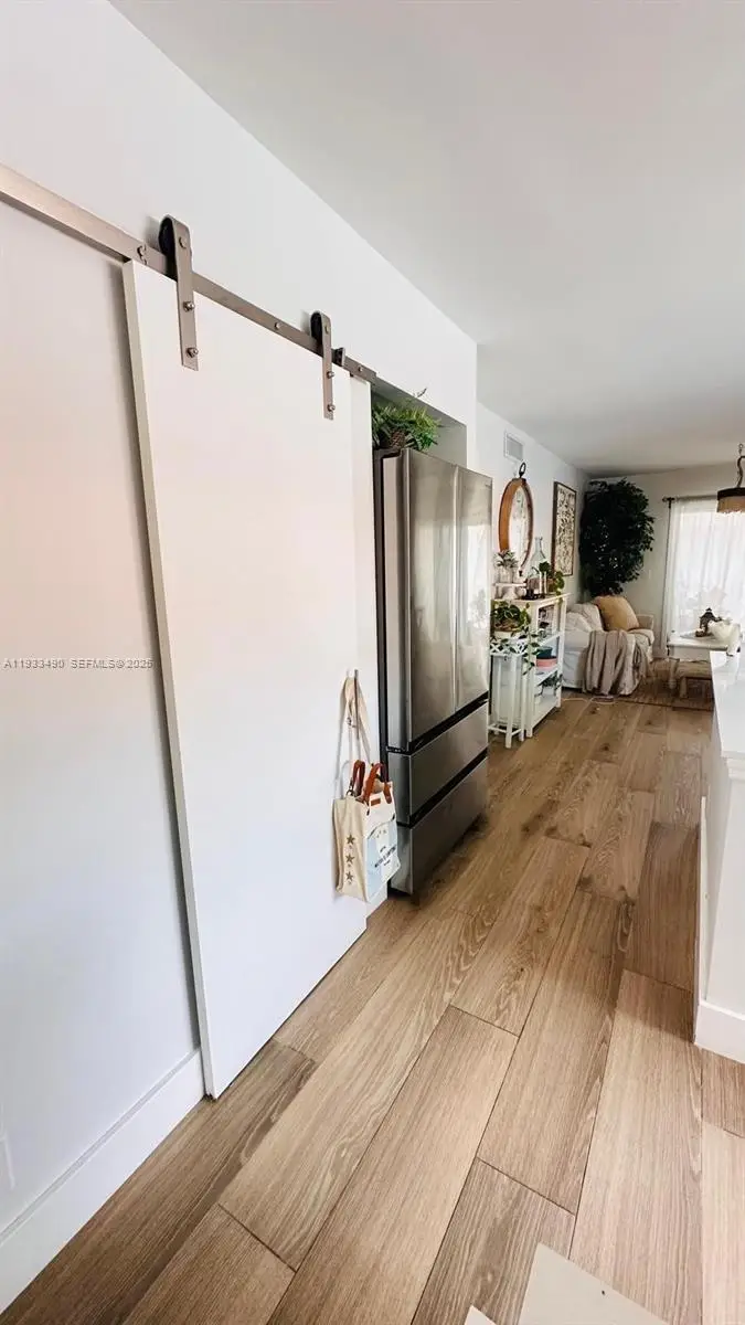 223 Lakeview Dr #204, Weston, FL 33326 - #3