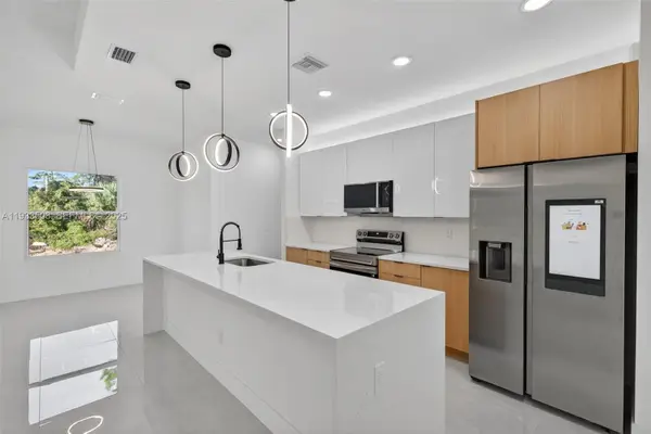 220 Lomax Ave, Lehigh Acres, FL 33974