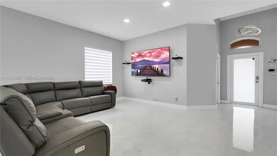 5460 SW 129th Ave, Miramar, FL 33027 - Image #2