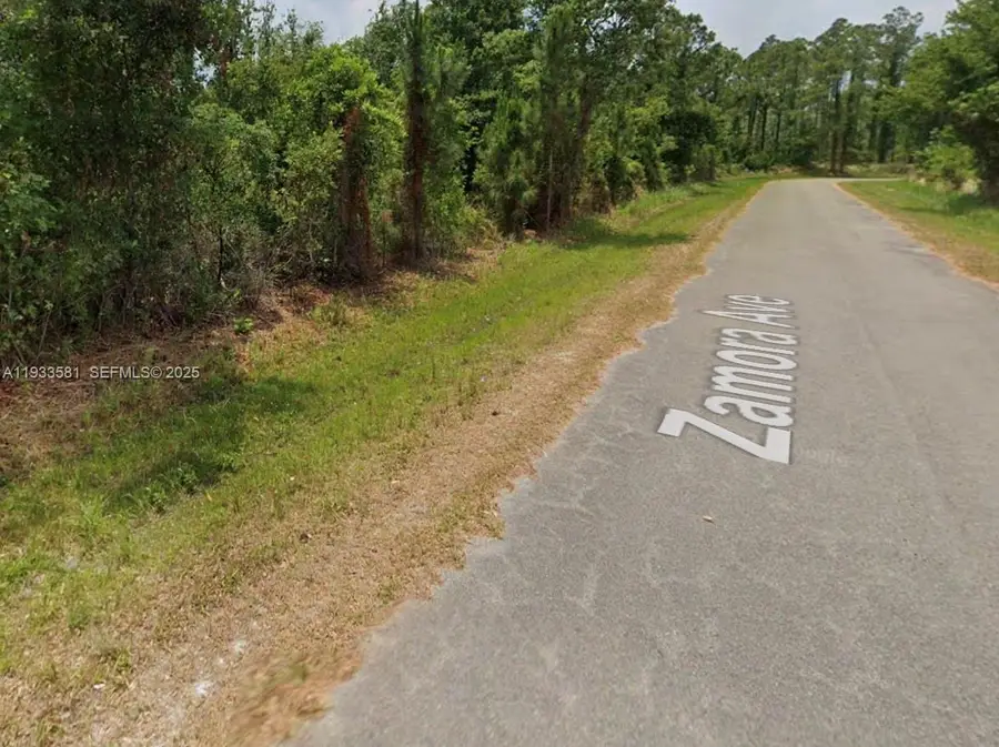 8003 Zamora Ave, Sebring, FL 33872 - Image #2