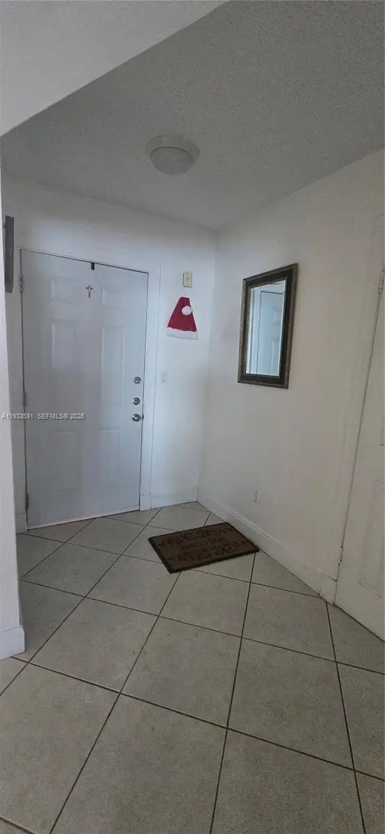 18900 NE 14th Ave #D105, Miami, FL 33179 - #2