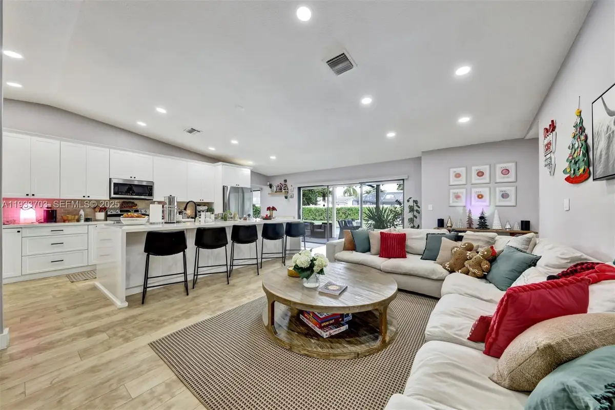 8519 Ramblewood Dr, Coral Springs, FL 33071 - #1