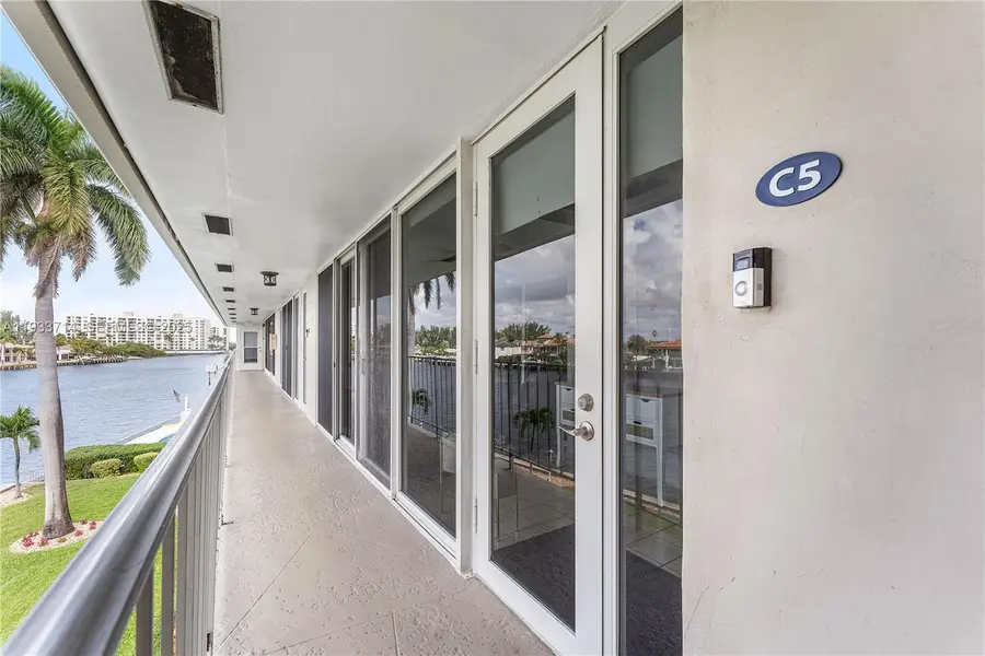 743 N Riverside Dr #5C, Pompano Beach, FL 33062 - #3