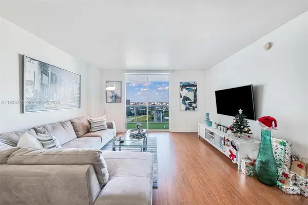 1800 N Bayshore Dr #3206, Miami, FL 33132