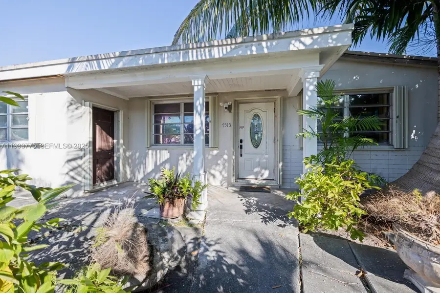 7515 SW 32nd St, Miami, FL 33155 - Image #2