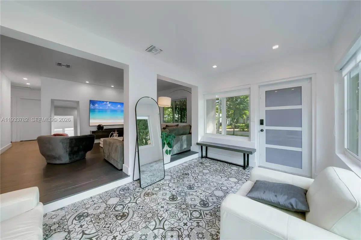 125 NW 88th St, El Portal, FL 33150 - #1