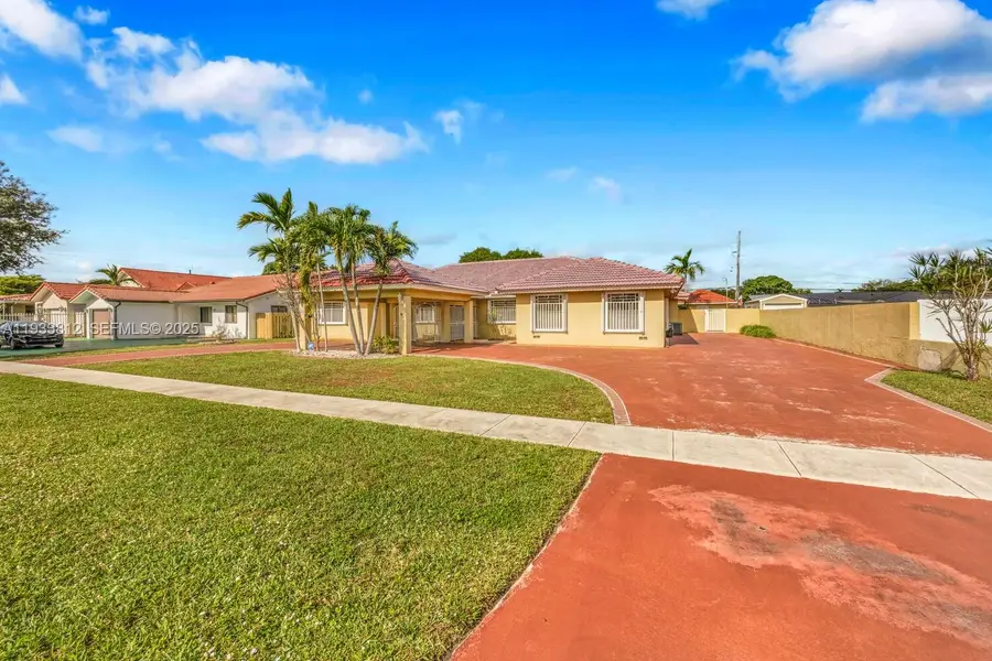 165 W 50th St, Hialeah, FL 33012 - Image #3