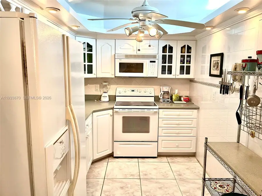 3180 S Ocean Dr #204, Hallandale Beach, FL 33009 - Image #3