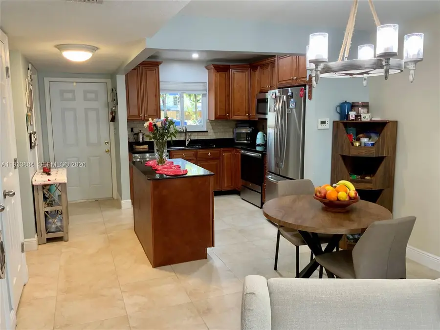 3321 Farragut St #7H, Hollywood, FL 33021 - #2