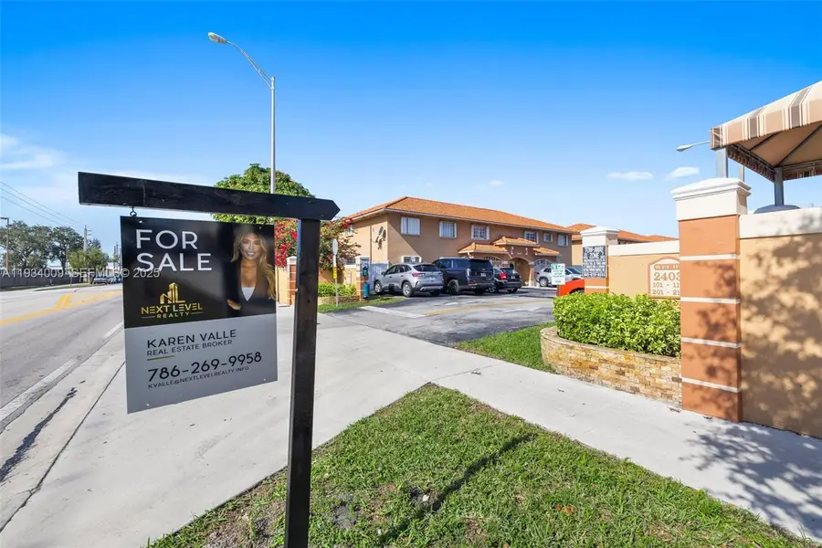 2425 W 76th St #102, Hialeah, FL 33016 - Image #3