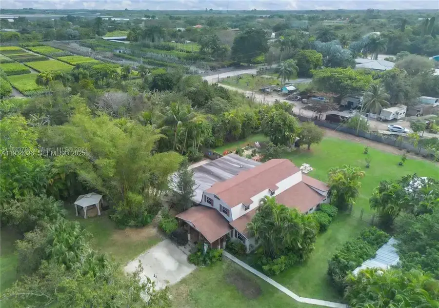 19810 SW 200th St, Miami, FL 33187 - #3