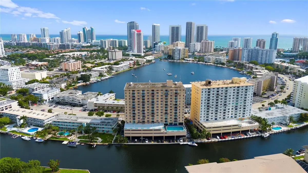 427 Golden Isles Dr #8A, Hallandale Beach, FL 33009 - Image #1