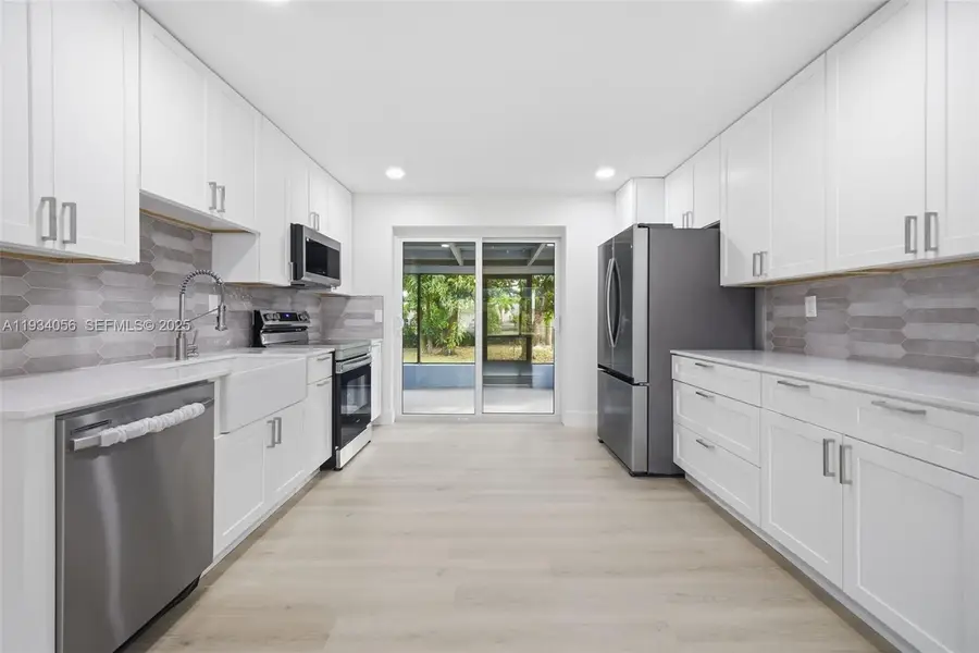 3548 SW 16th Ct, Fort Lauderdale, FL 33312 - Image #3