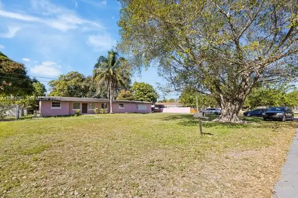14620 NW 12th Ave, Miami, FL 33168 - Image #2