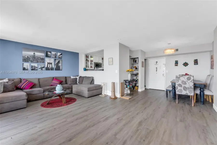 2025 NE 164th St #808, North Miami Beach, FL 33162 - Image #3