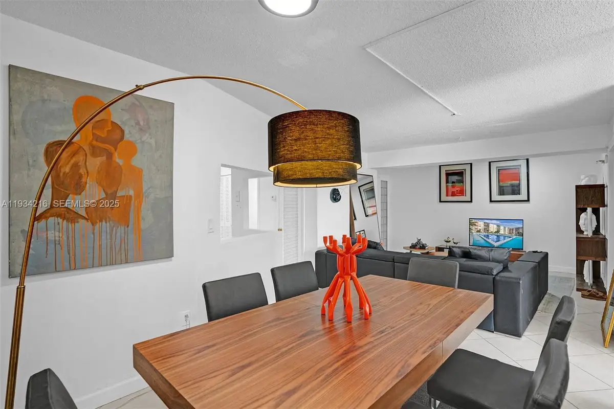 1780 NE 191st St #304-2, Miami, FL 33179 - Image #1