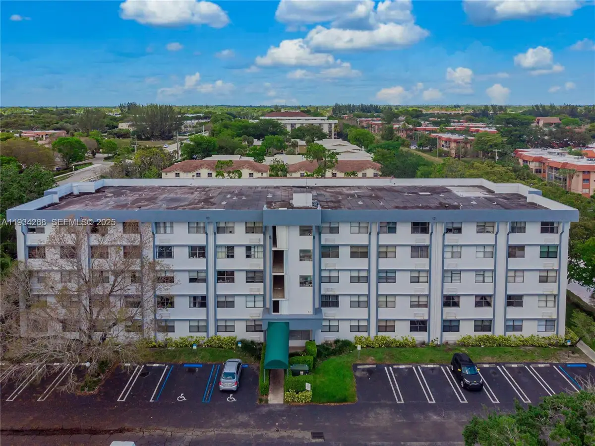 2501 Riverside Dr #307-A, Coral Springs, FL 33065 - Image #1