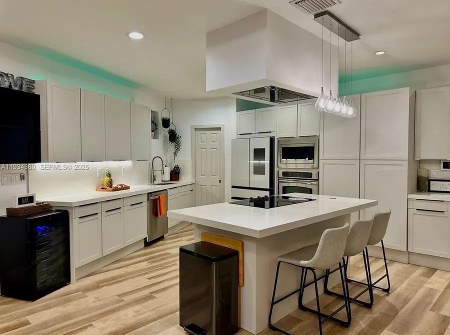 407 SW 5th St, Fort Lauderdale, FL 33315 - Image #3