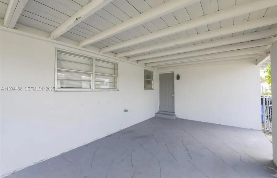 2960 SW 2nd Ct, Fort Lauderdale, FL 33312 - Image #3