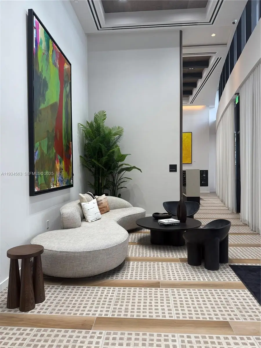 225 N Miami Ave #501, Miami, FL 33128 - Image #1