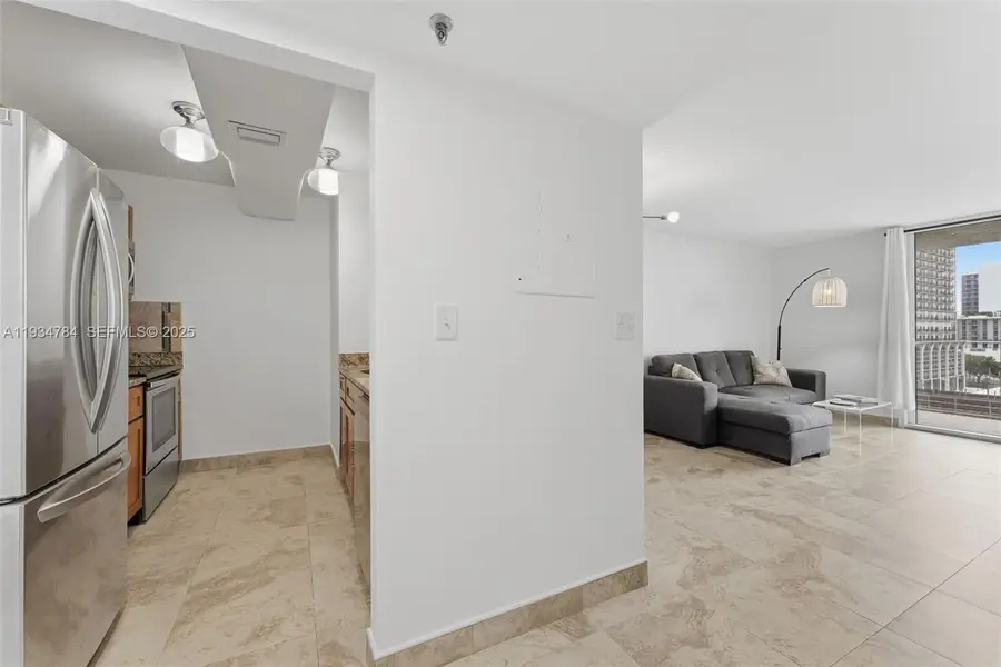 850 N Miami Ave #W-806, Miami, FL 33136 - Image #2