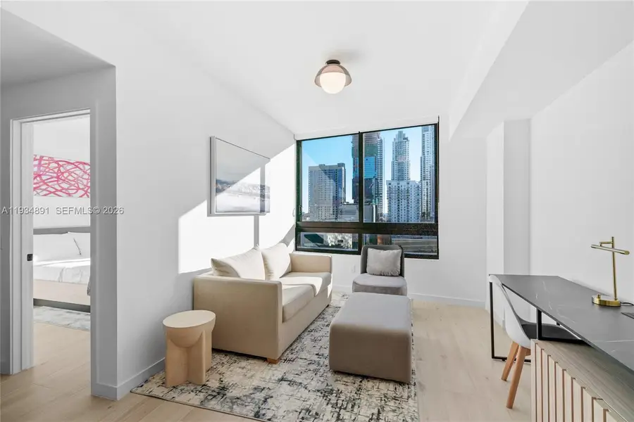 225 N Miami Ave #1405, Miami, FL 33132 - Image #2