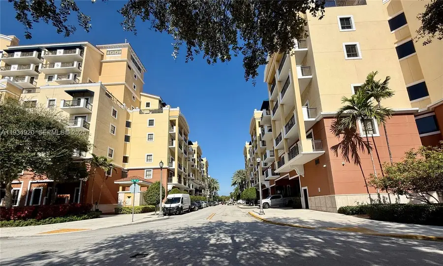 8395 SW 73rd Ave #417, Miami, FL 33143 - Image #2