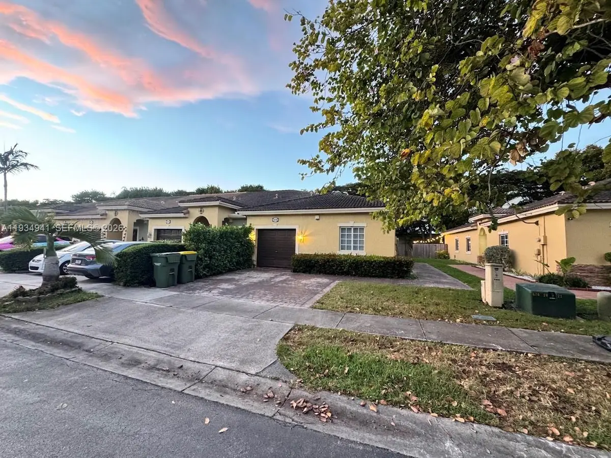 1236 NE 32nd Ave, Homestead, FL 33033 - #1