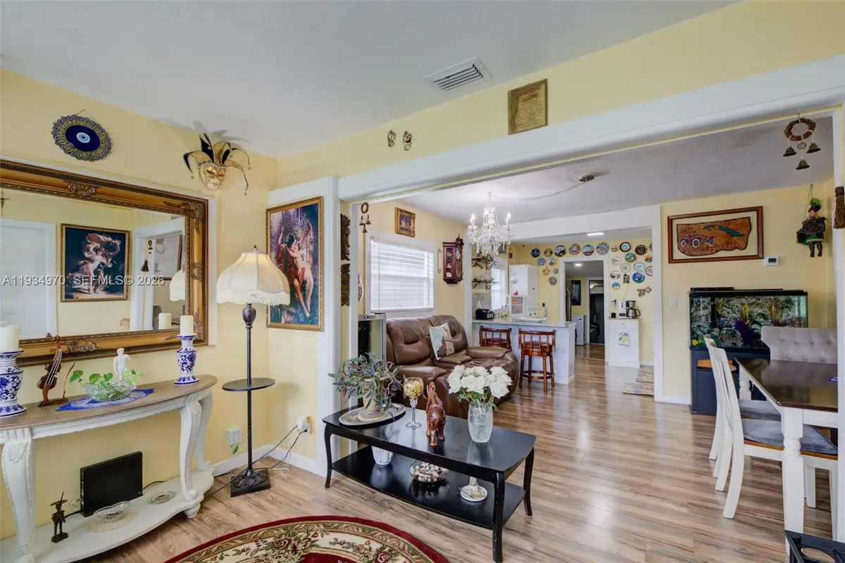 1911 NW 52nd St, Miami, FL 33142 - Image #1