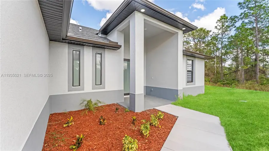 1121 Crocus St E, Lehigh Acres, FL 33974 - Image #2