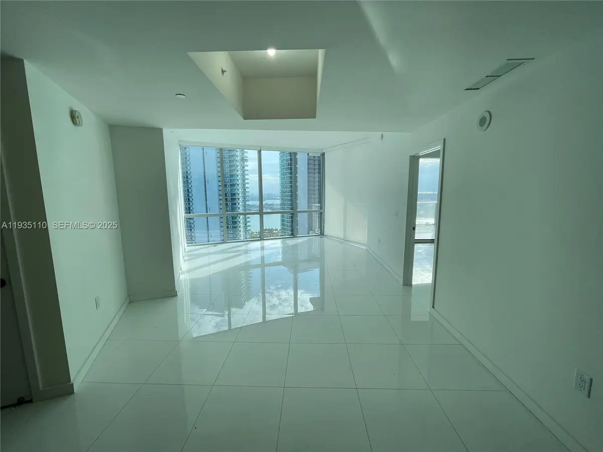 851 NE 1st Ave #3103, Miami, FL 33132 - Image #1