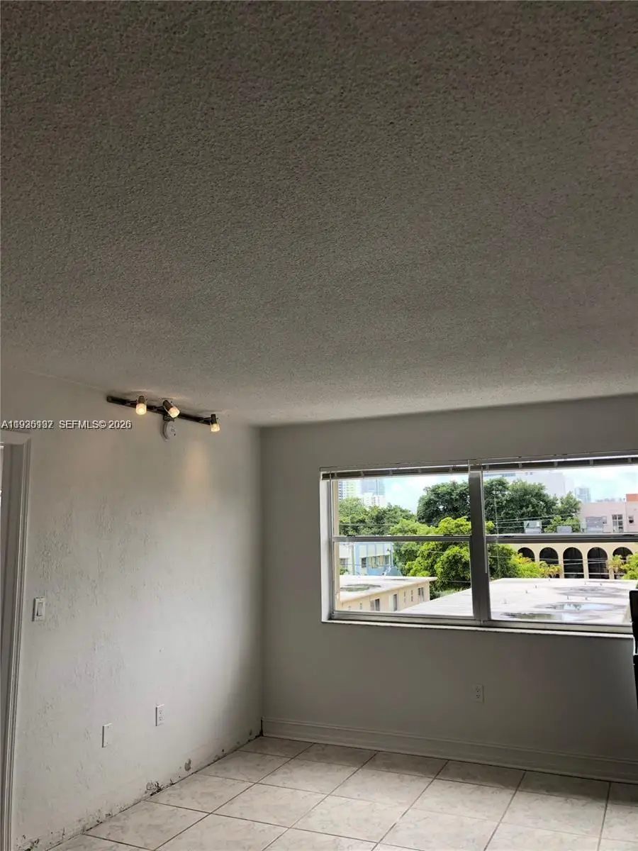 444 SW 4th St #404, Miami, FL 33130 - #2