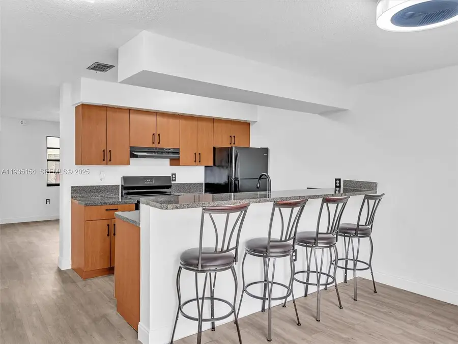 3911 SW 52nd Ave #4-1, Pembroke Park, FL 33023 - Image #3