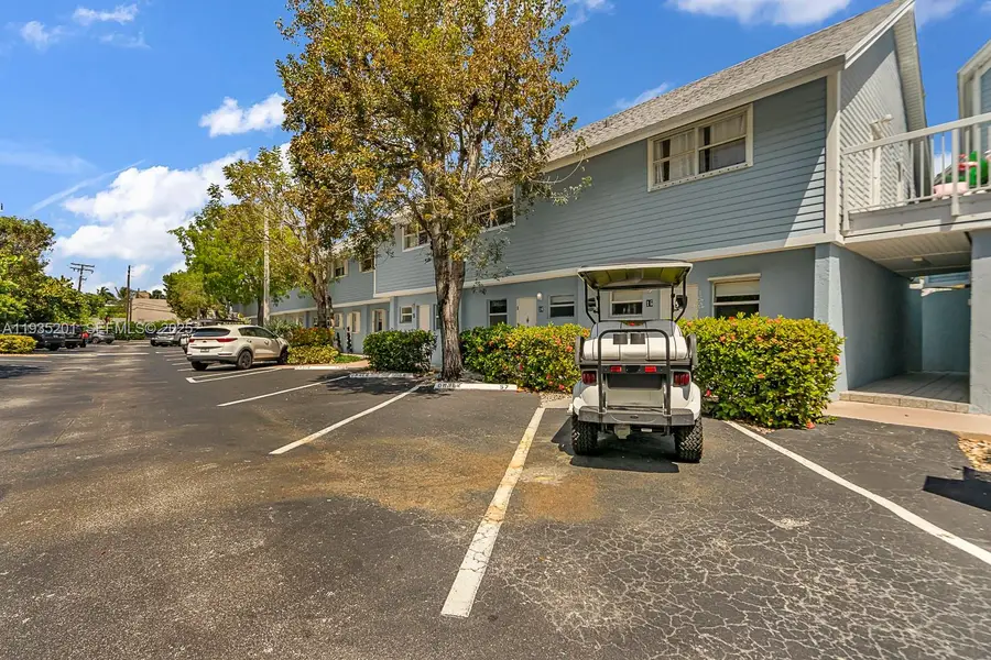 798 Crandon Blvd #16-C, Key Biscayne, FL 33149 - Image #3