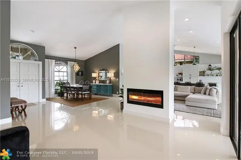 12180 NW 2nd St, Coral Springs, FL 33071 - Image #2