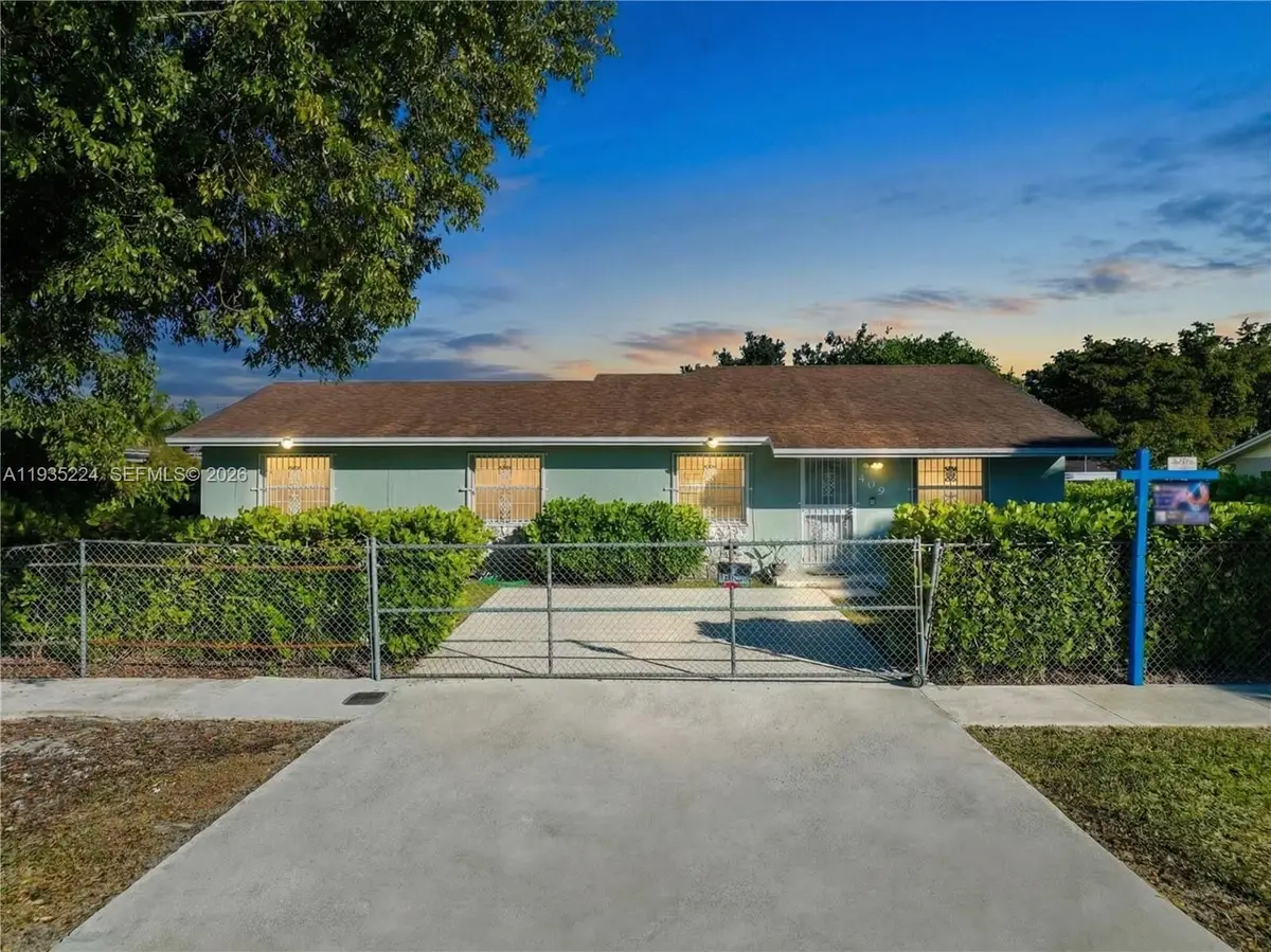 409 SW 8th Ave, Florida City, FL 33034 - Image #1