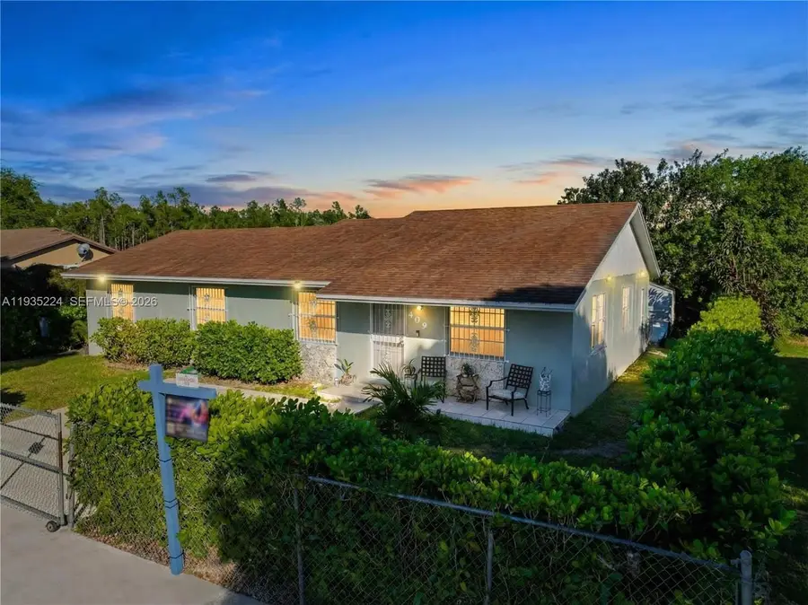 409 SW 8th Ave, Florida City, FL 33034 - Image #2