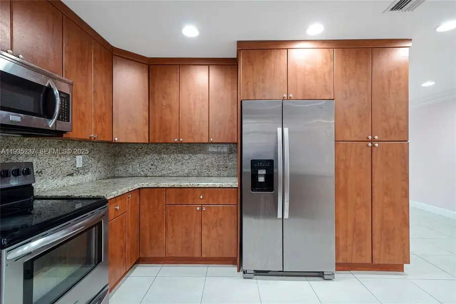 3011 N 74th Ave, Hollywood, FL 33024 - Image #3