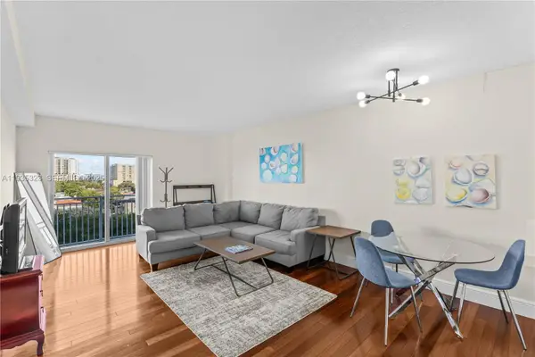 50 Menores Ave #522, Coral Gables, FL 33134