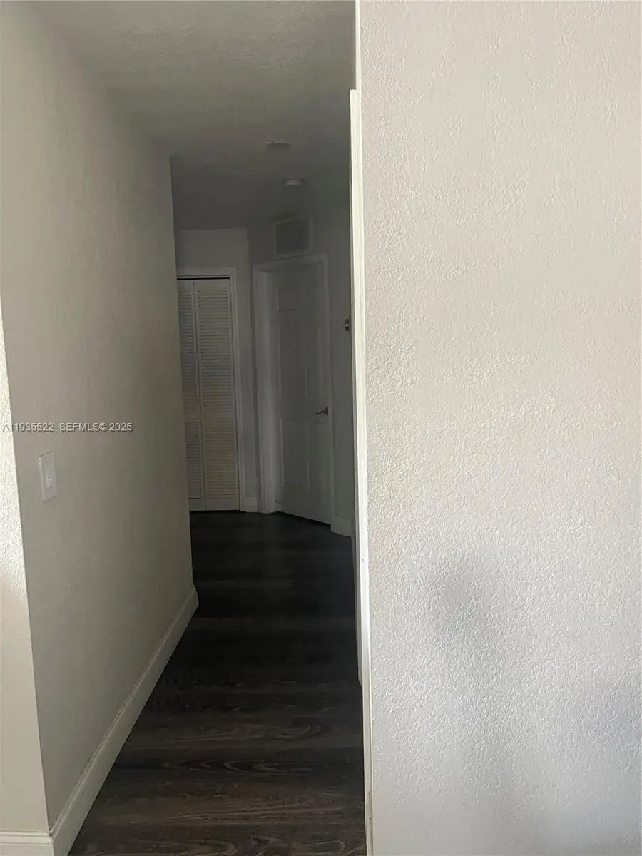 2315 NW 6th St, Pompano Beach, FL 33069 - Image #3