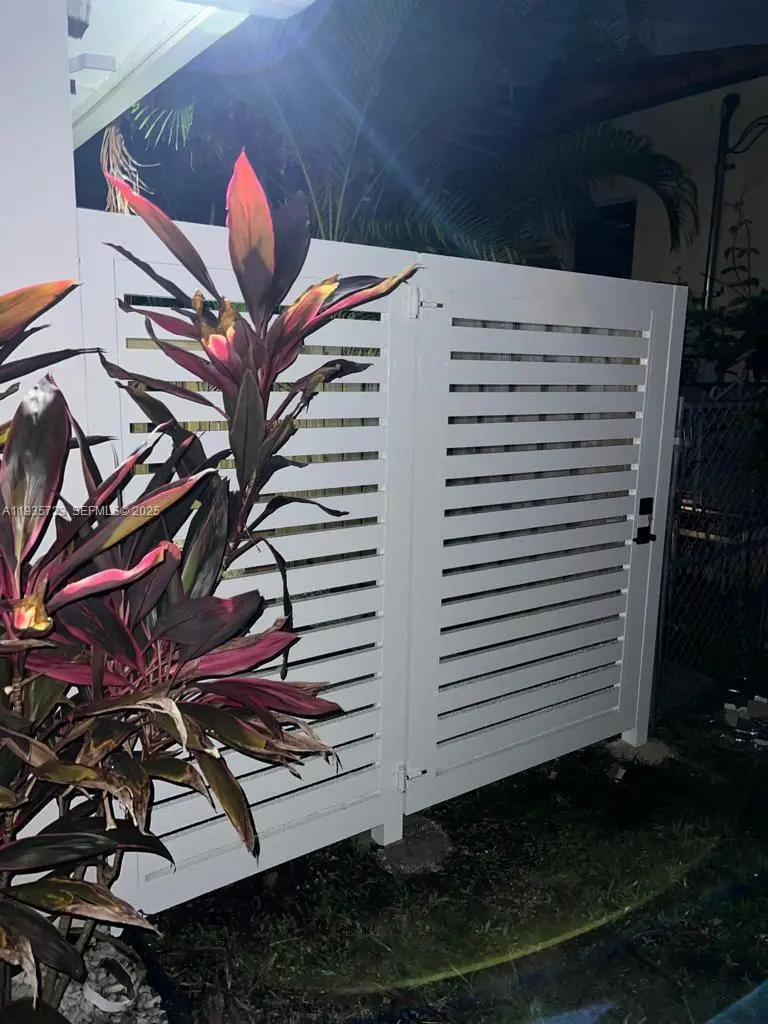 200 NW 86th St, El Portal, FL 33150 - Image #3