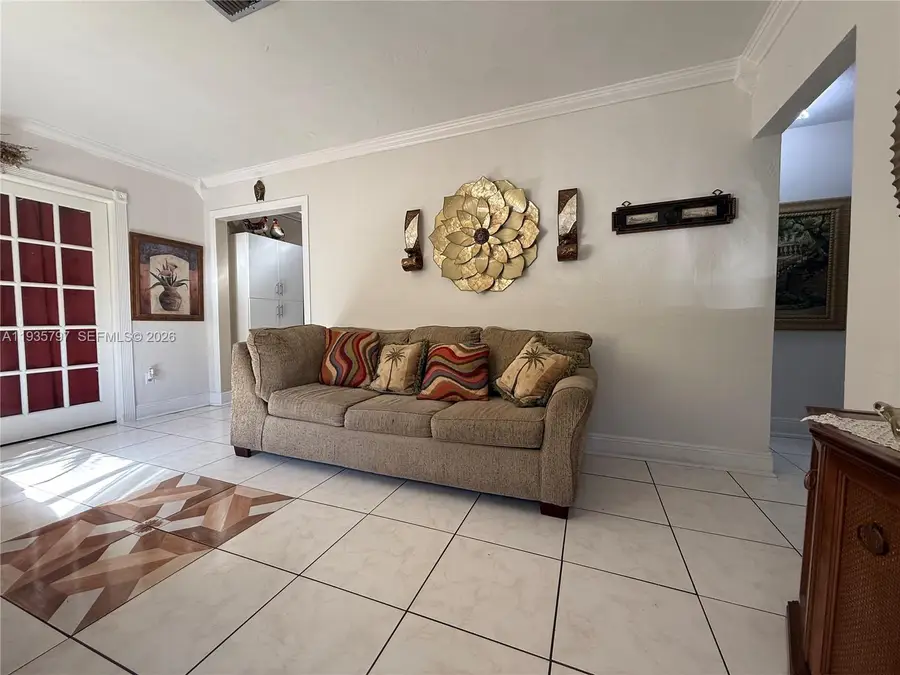 79 NW 143rd St, Miami, FL 33168 - Image #2