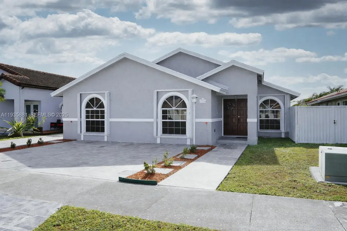 14220 SW 53rd St, Miami, FL 33175 - Image #1