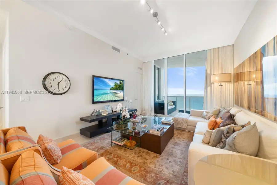16001 Collins Ave #3906, Sunny Isles Beach, FL 33160 - Image #3