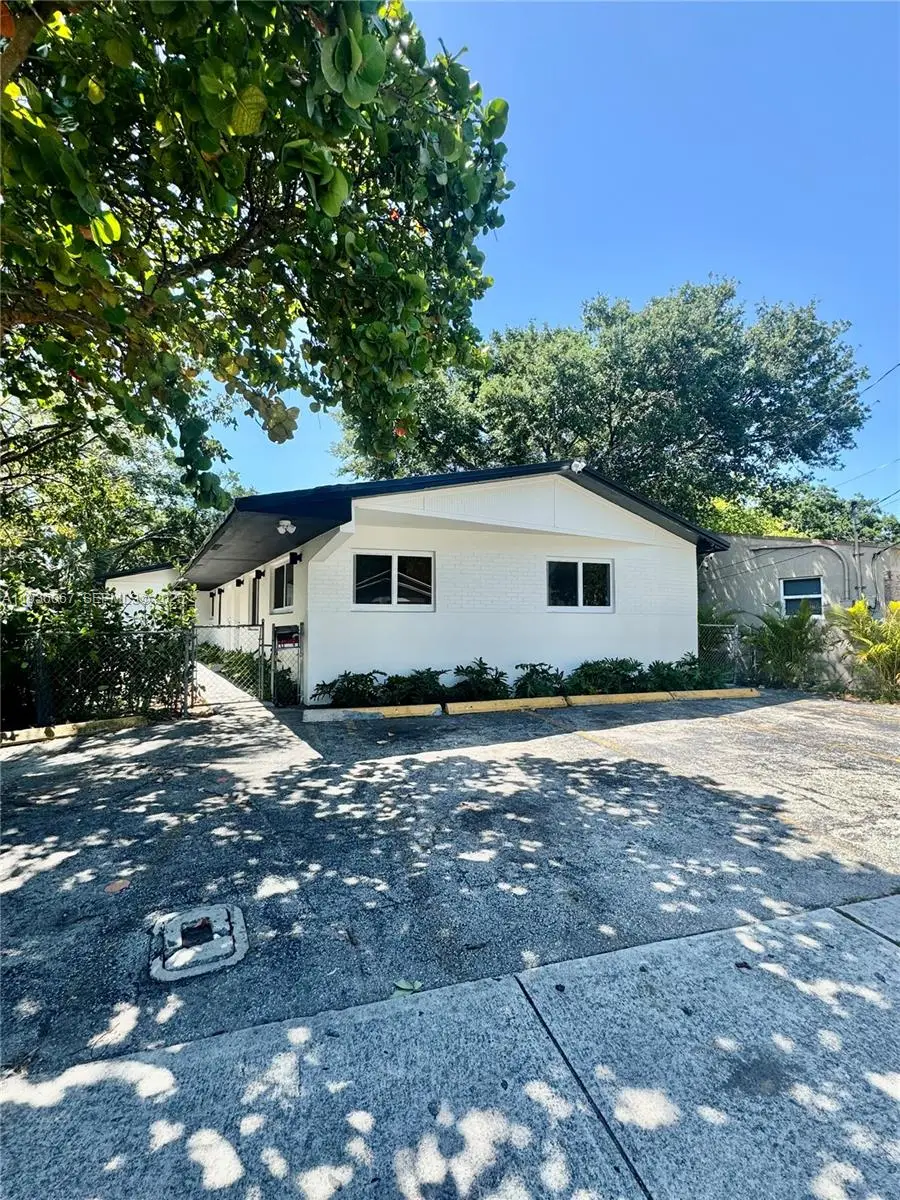 111 NW 7th Ave, Dania Beach, FL 33004 - Image #1