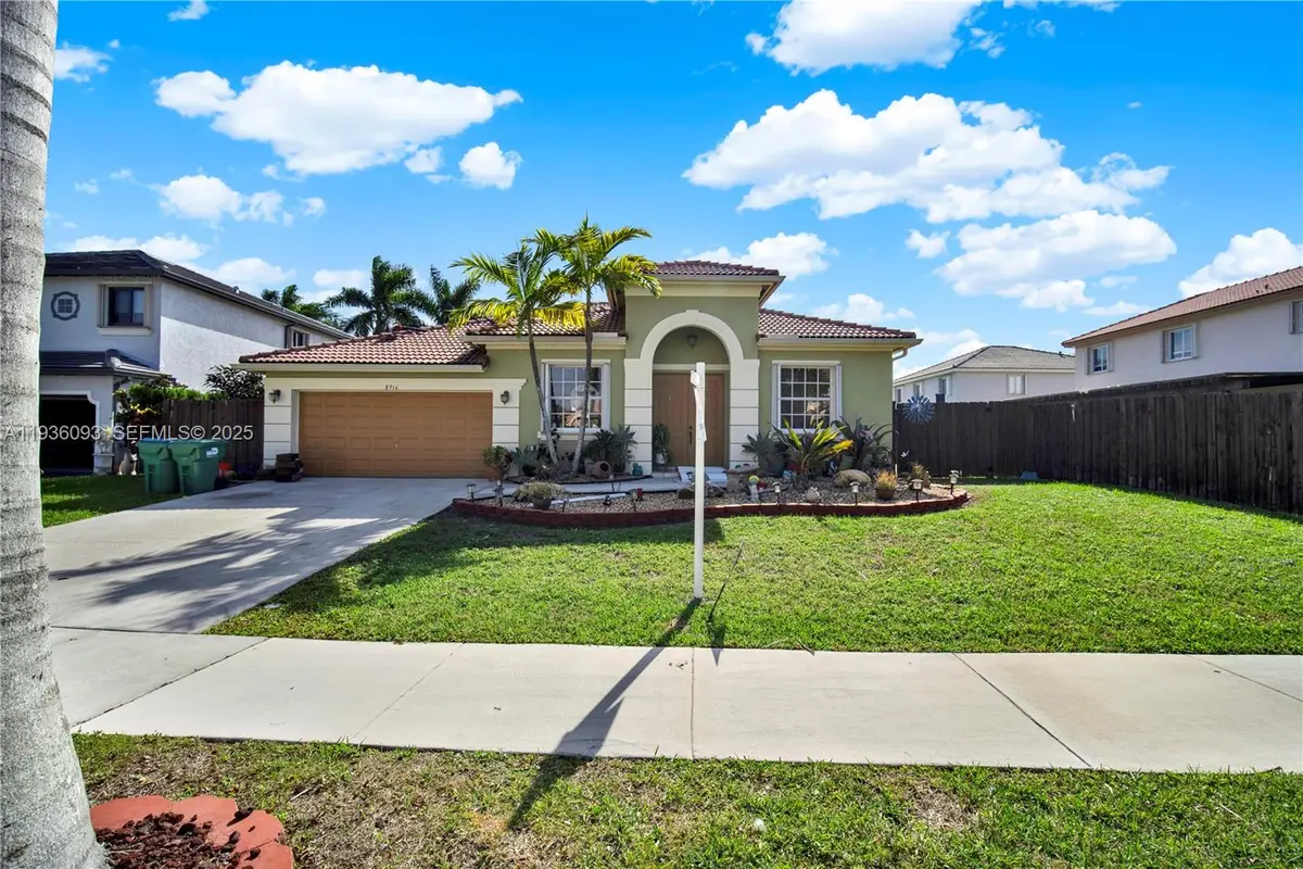 8916 SW 213th St, Cutler Bay, FL 33189 - Image #1