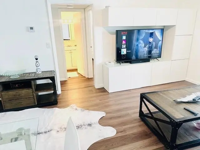 2625 Collins Ave #415, Miami Beach, FL 33140 - Image #3