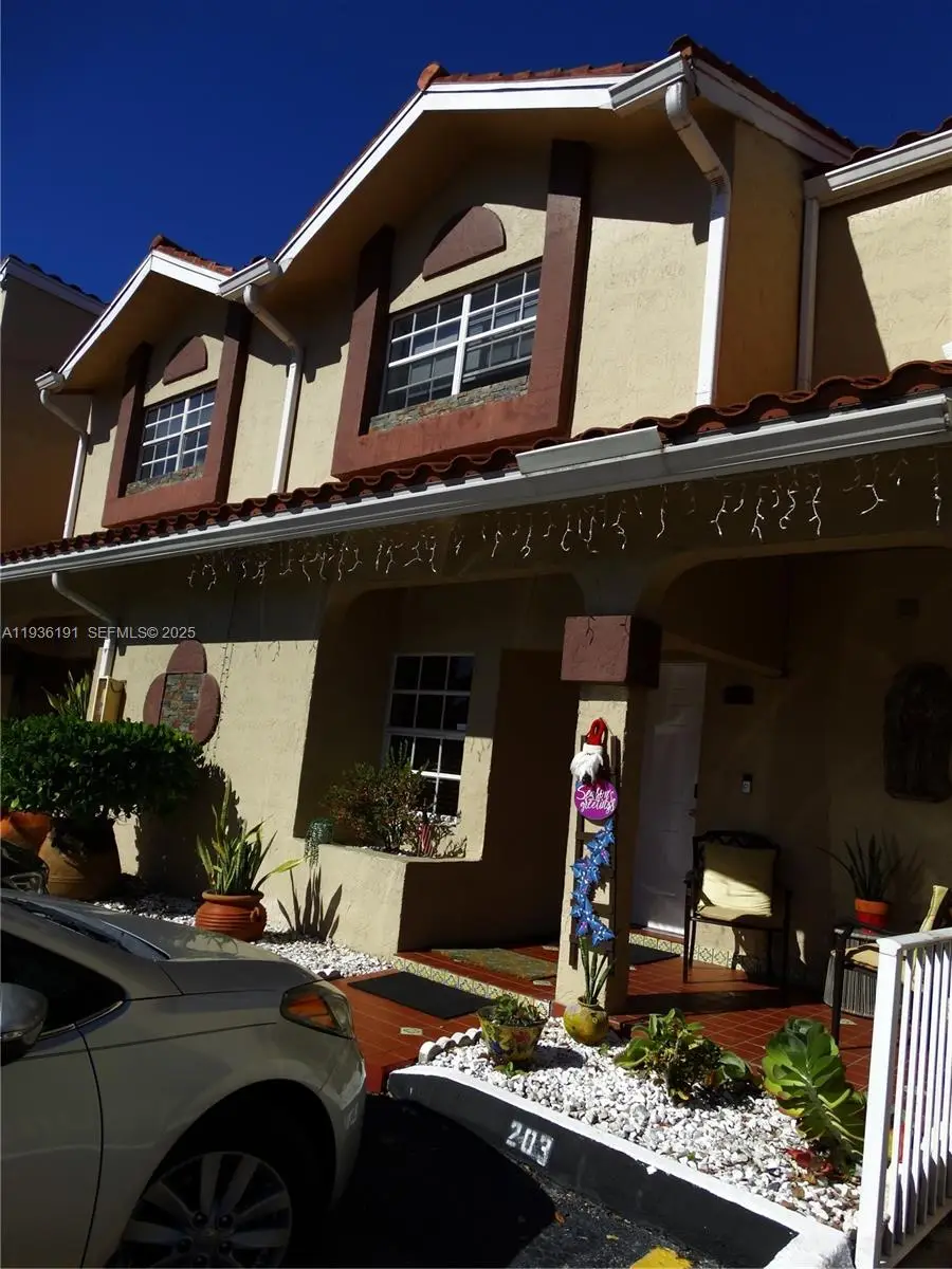 Address Withheld By Seller, Miami, FL 33183 - Image #2