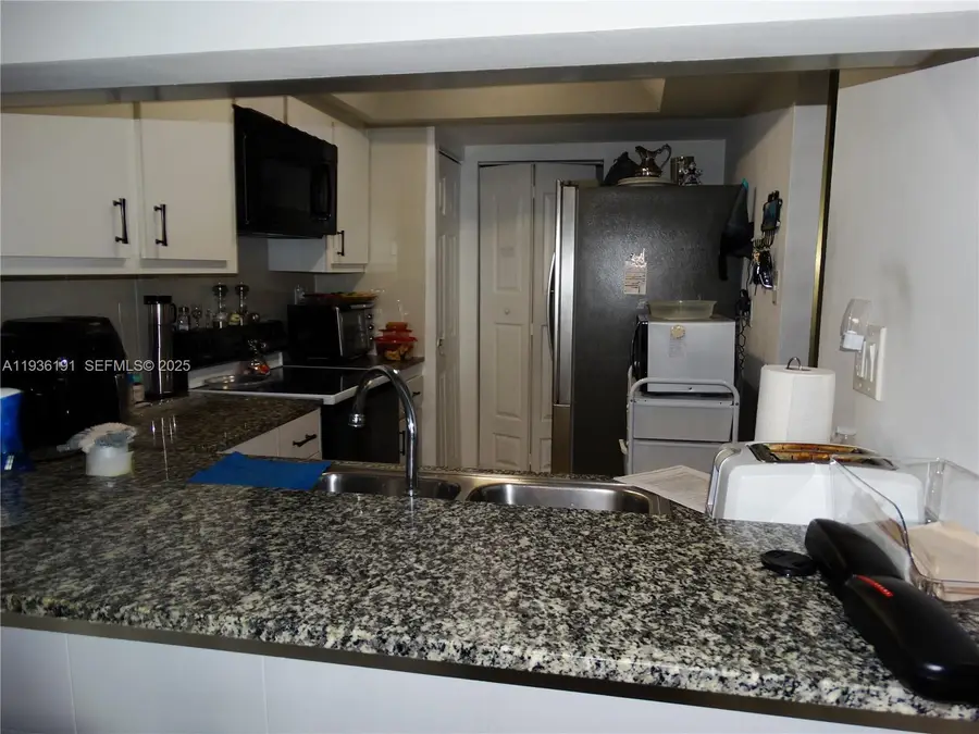 Address Withheld By Seller, Miami, FL 33183 - Image #3